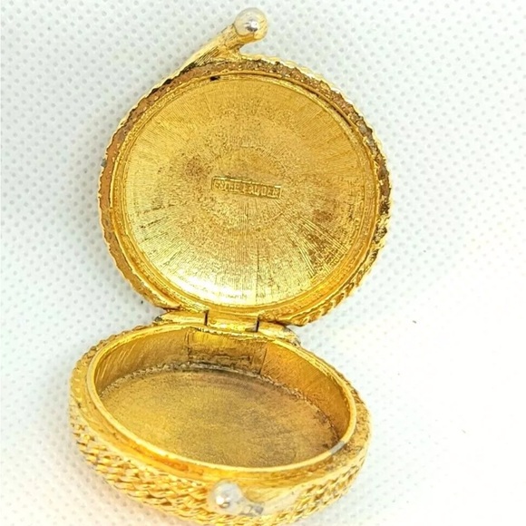 Estee Lauder Youth Dew Solid Perfume Compact with the original perfume intact - Picture 8 of 16